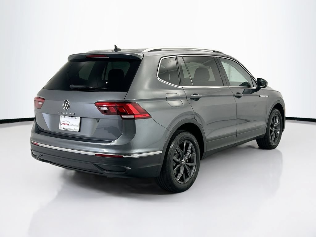 Used 2023 Volkswagen Tiguan SE FWD image 5