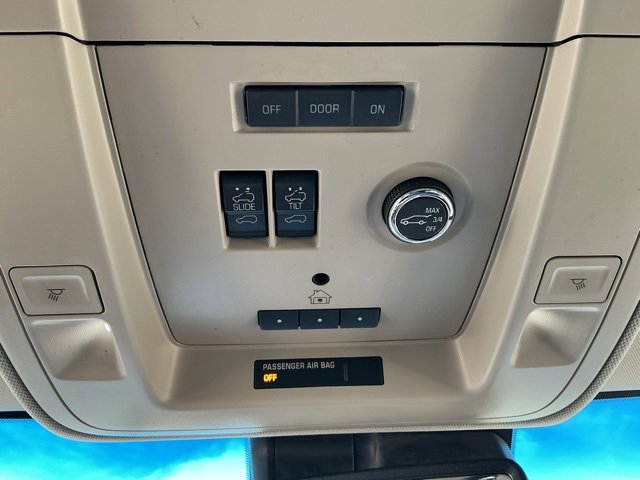 Used 2015 GMC Yukon XL Denali w/ Premium Package image 14