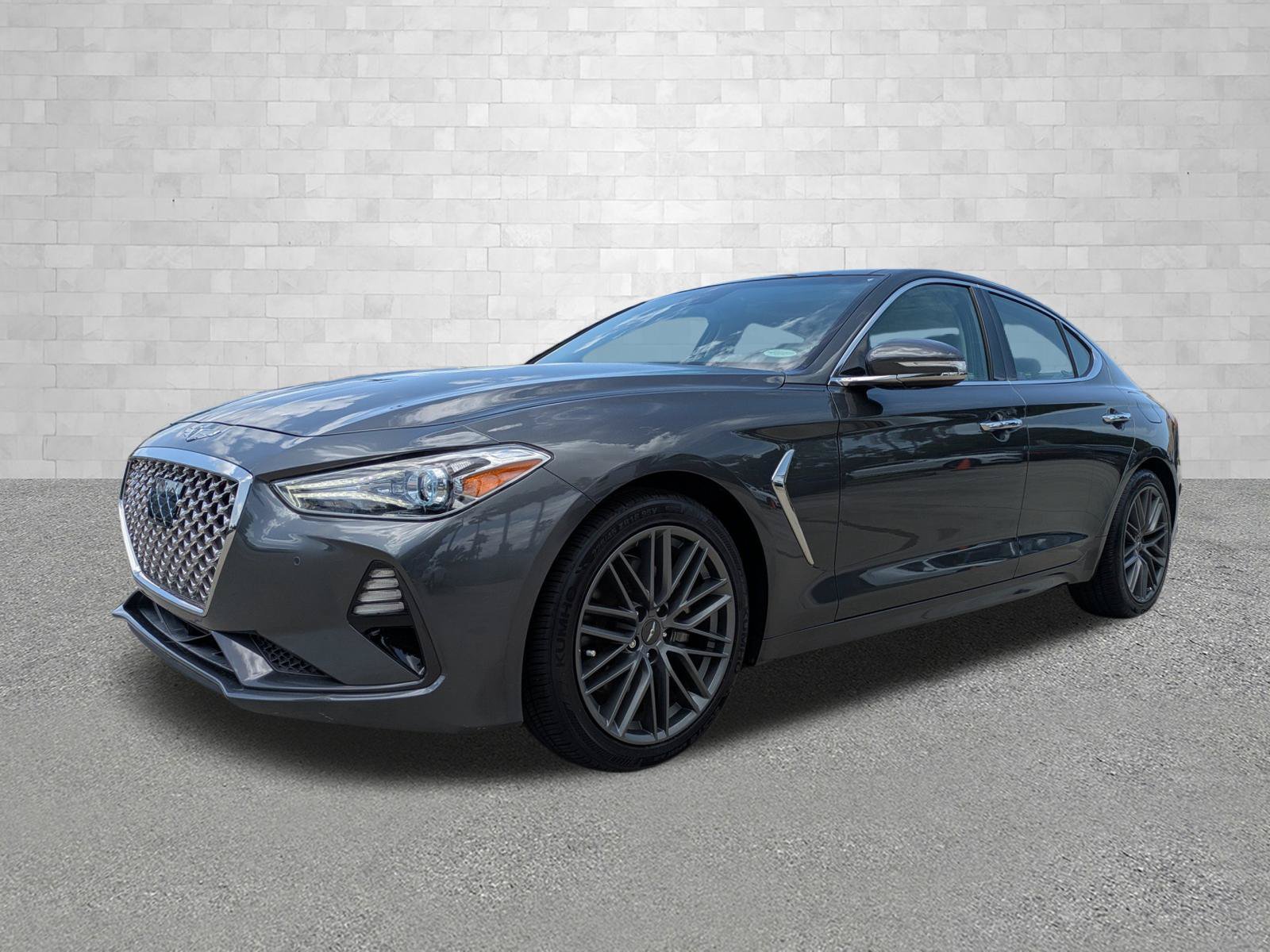 Used 2019 Genesis G70 2.0T Advanced w/ Elite Package RWD image 5