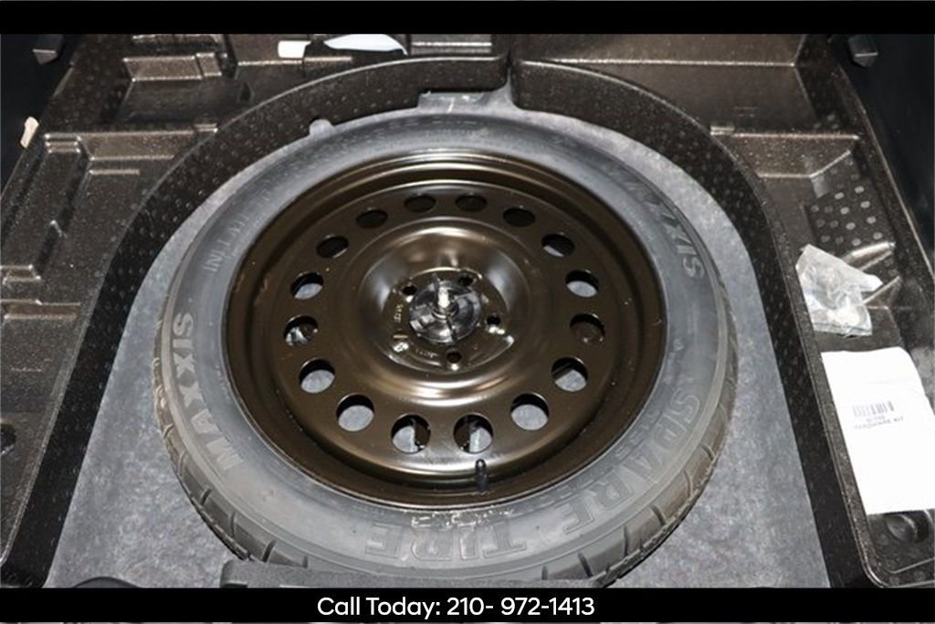 Used 2021 Ford Escape SEL FWD image 11