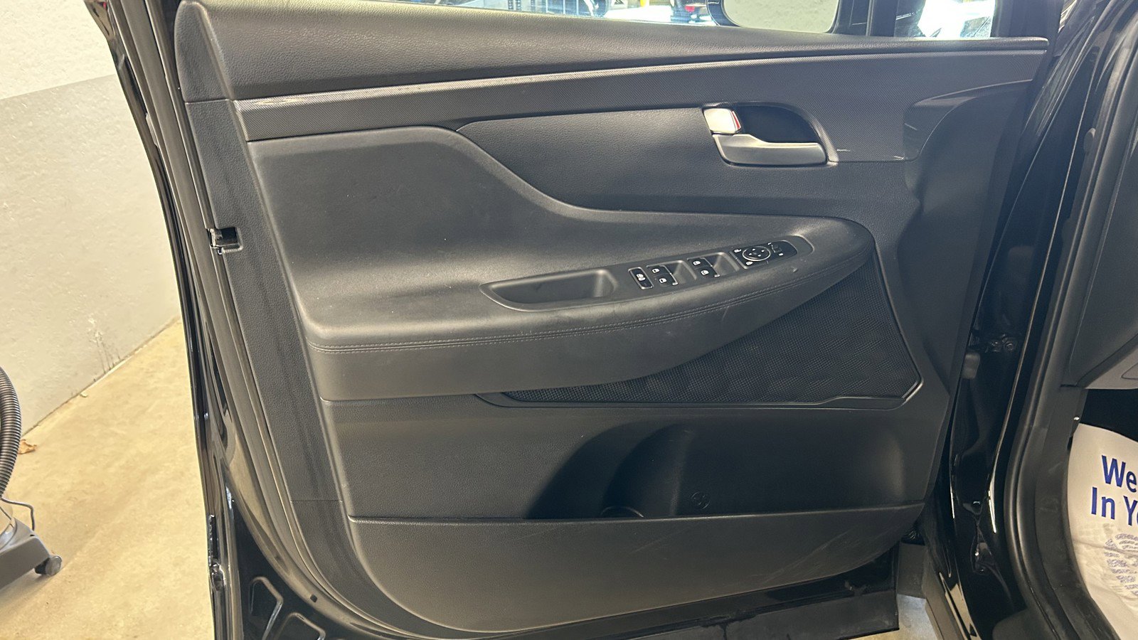 Used 2023 Hyundai Santa Fe SEL image 10