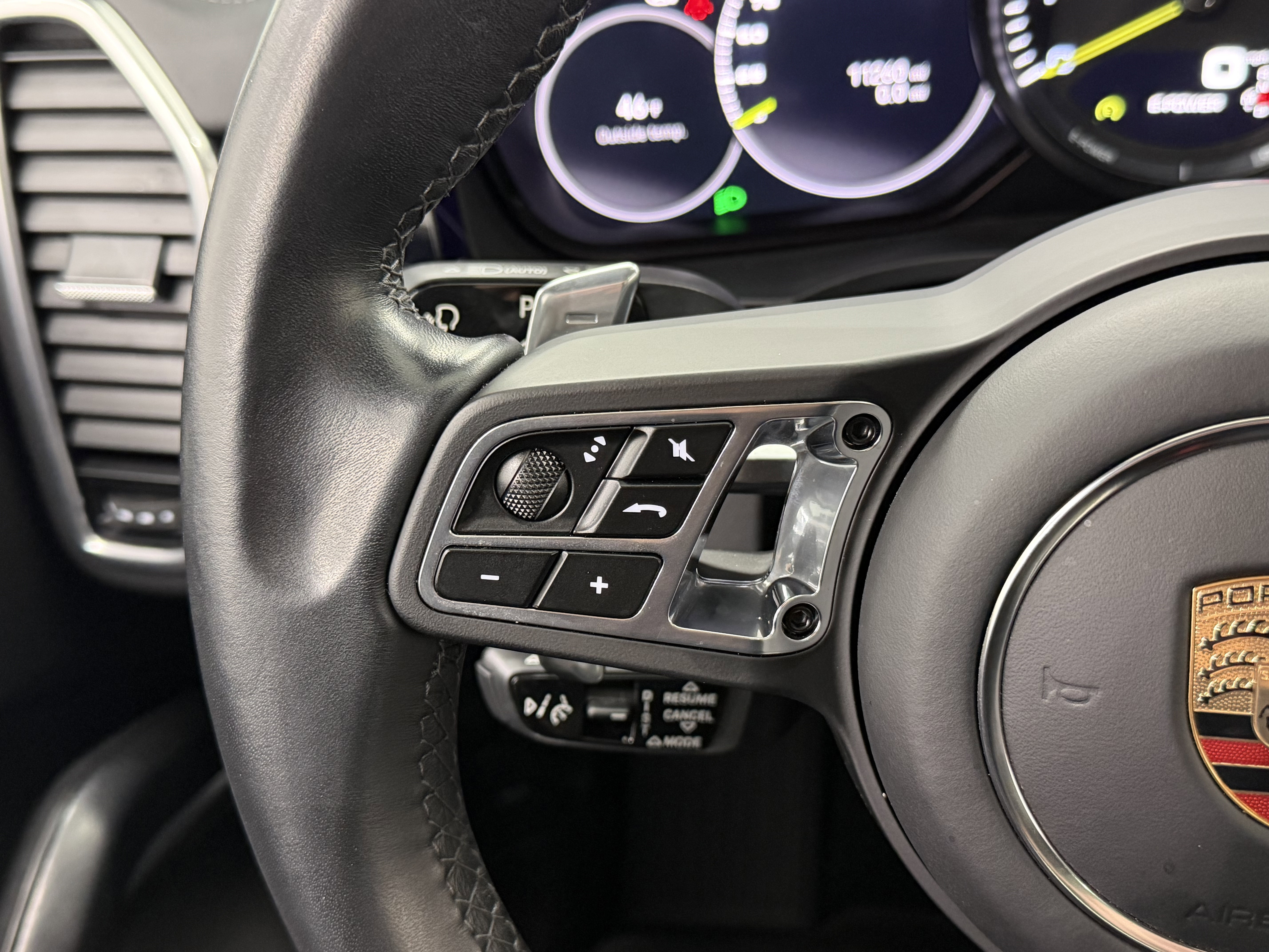 Certified 2023 Porsche Cayenne Turbo S image 47