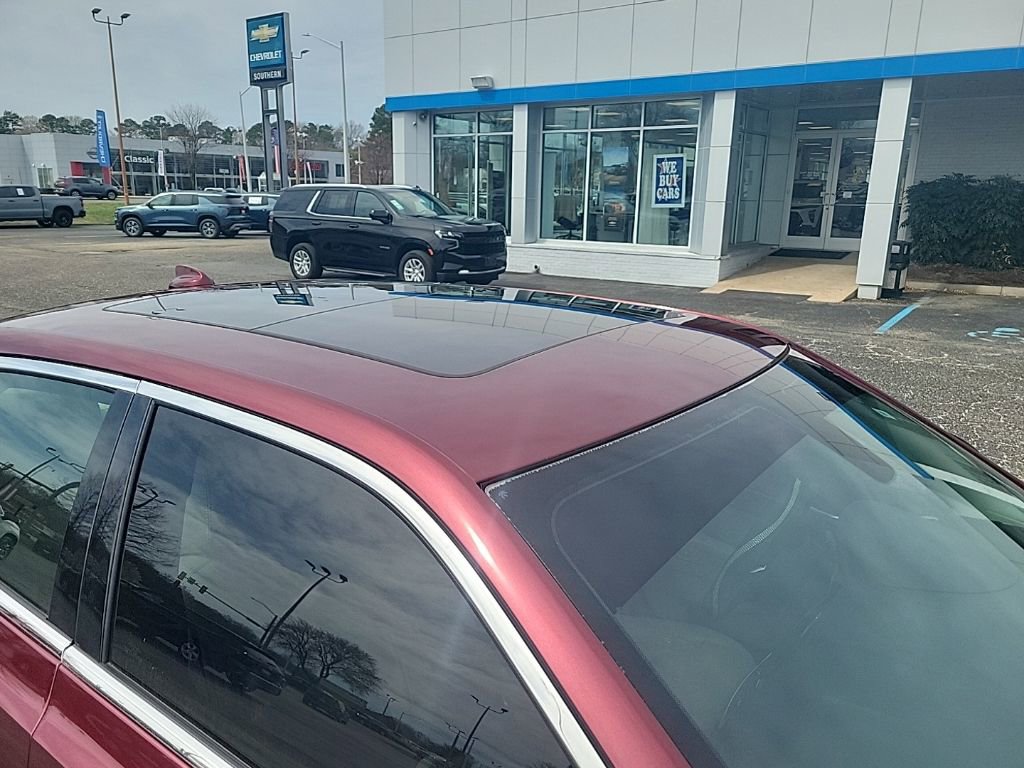 Used 2016 Chrysler 300 Limited image 9