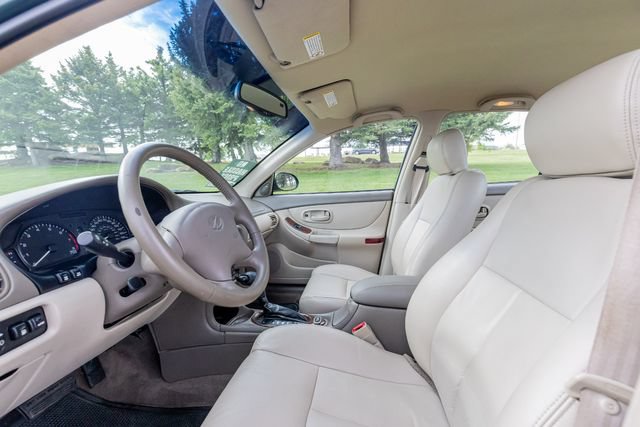 Used 1999 Oldsmobile Intrigue GLS FWD image 10