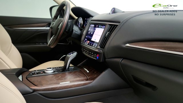 Used 2023 Maserati Levante GT AWD/4WD image 40