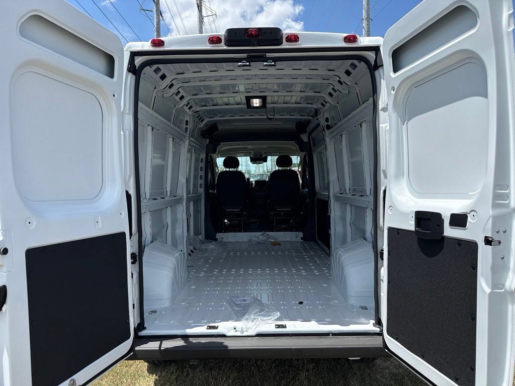 New 2027 RAM ProMaster 2500 w/ Safety Group FWD image 8