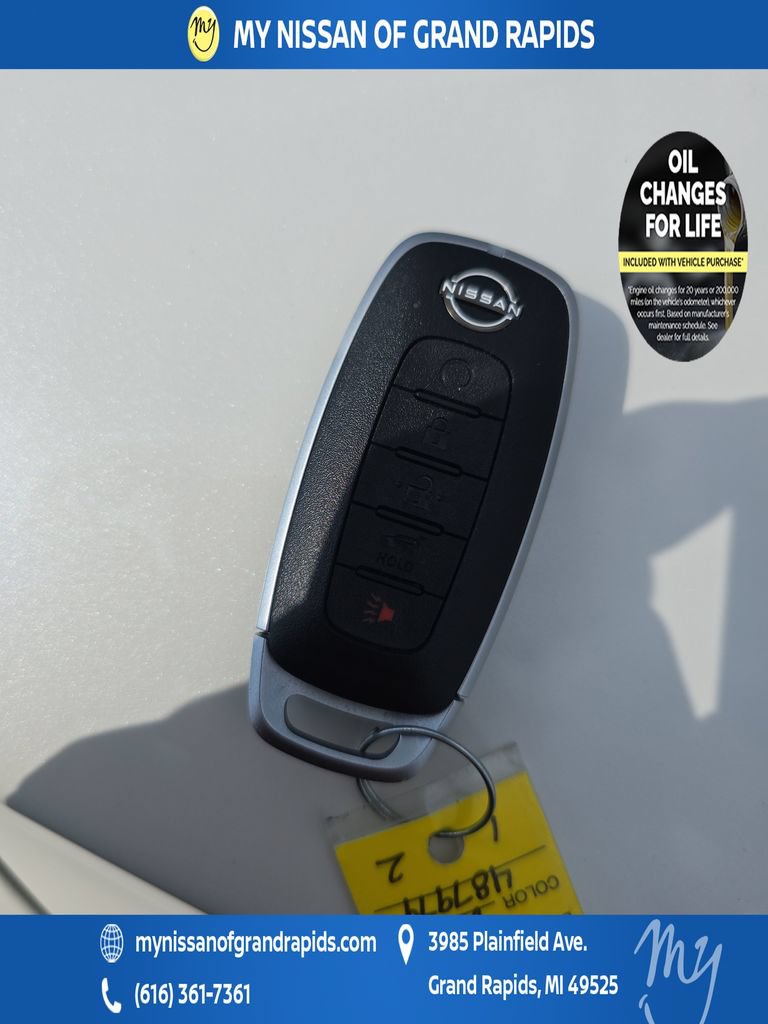 Used 2023 Nissan Rogue SL AWD/4WD image 36