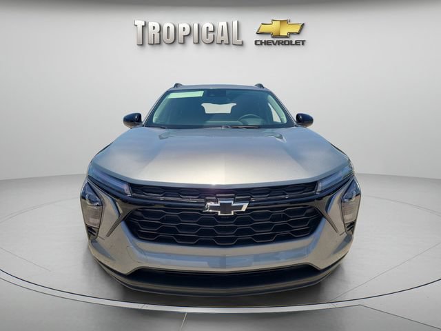 New 2026 Chevrolet Trax LT w/ Midnight Edition FWD image 8