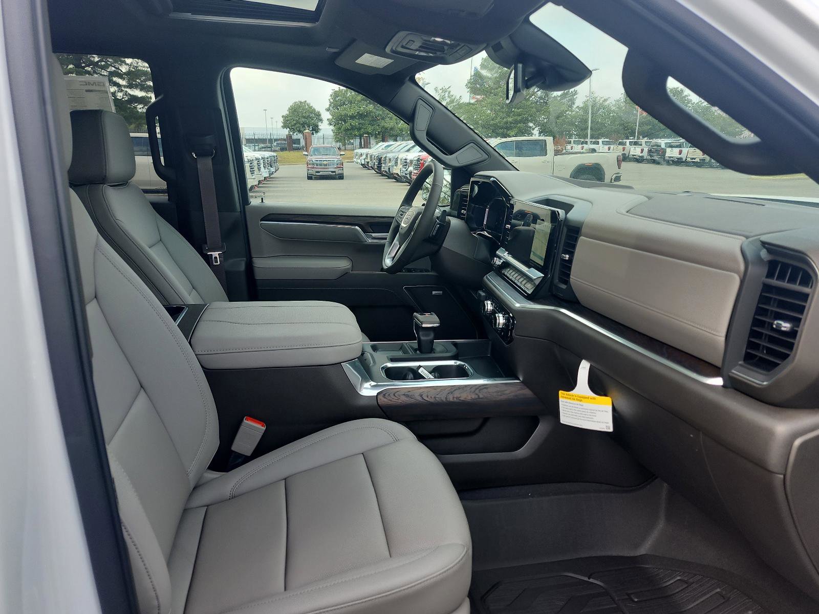 New 2026 GMC Sierra 1500 SLT w/ SLT Premium Plus Package image 8