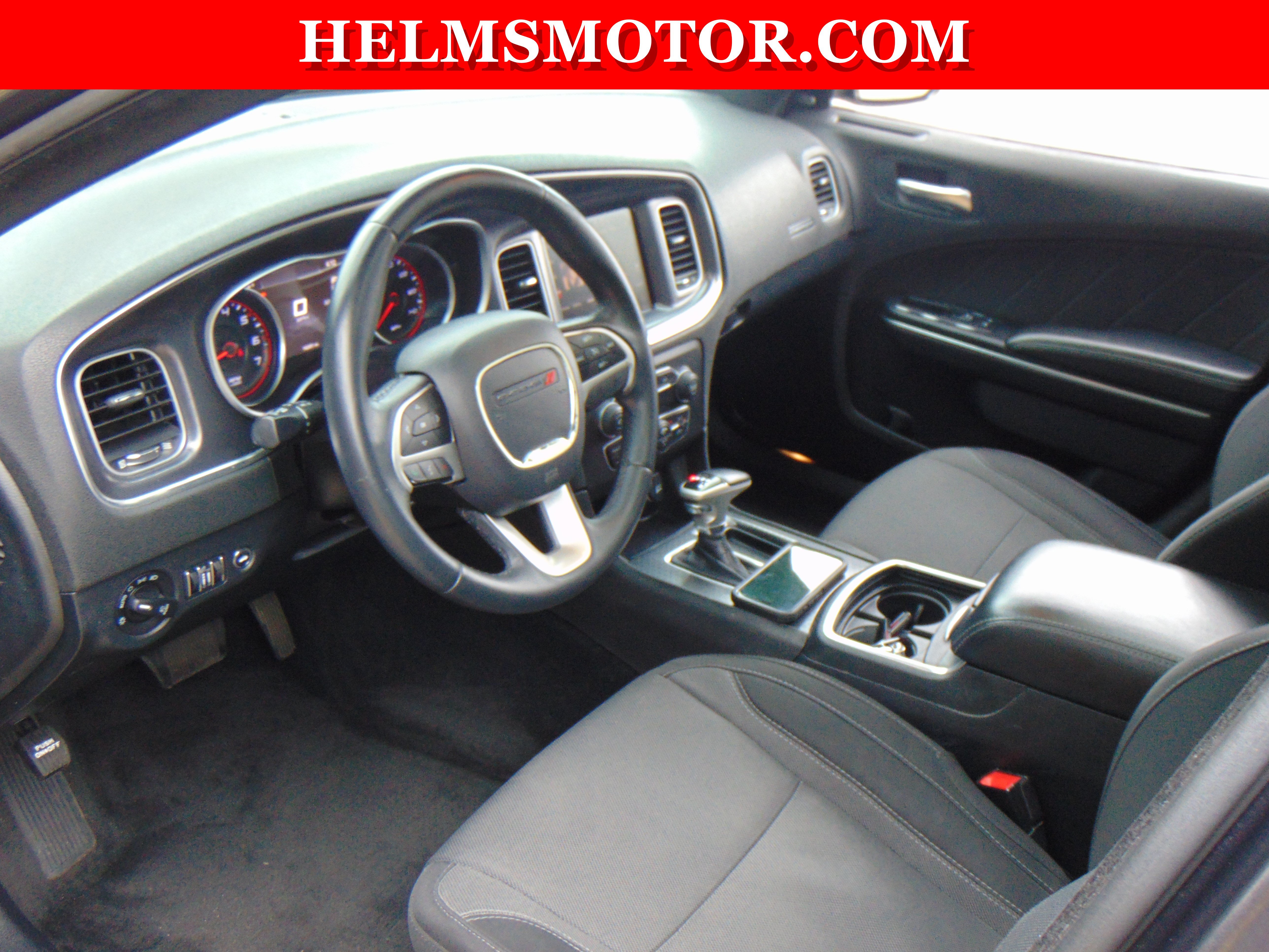 Used 2015 Dodge Charger SXT RWD image 37