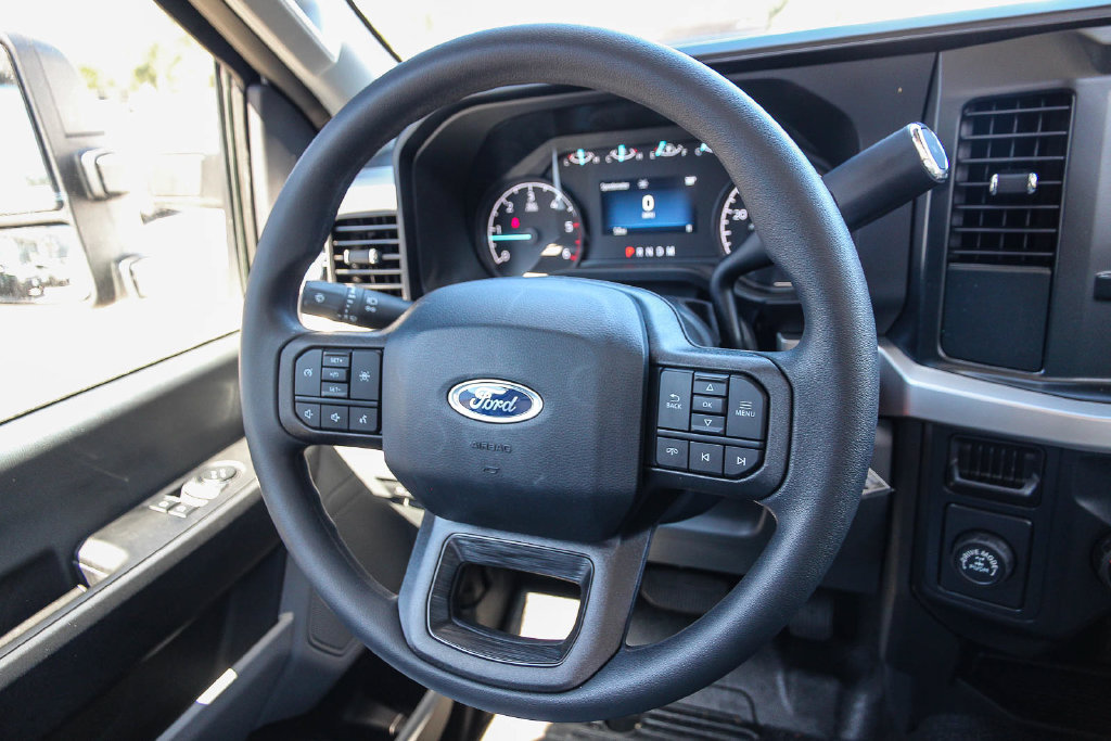 New 2025 Ford F350 XL w/ XL Chrome Package RWD image 15
