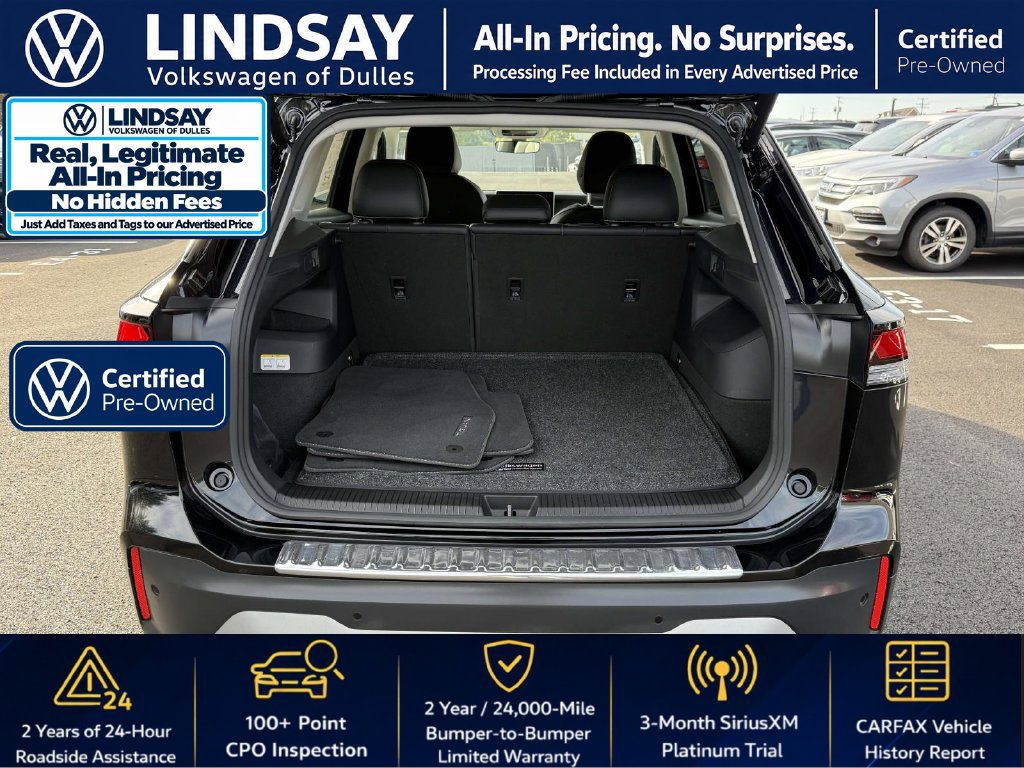 Used 2025 Volkswagen Tiguan SE FWD image 16