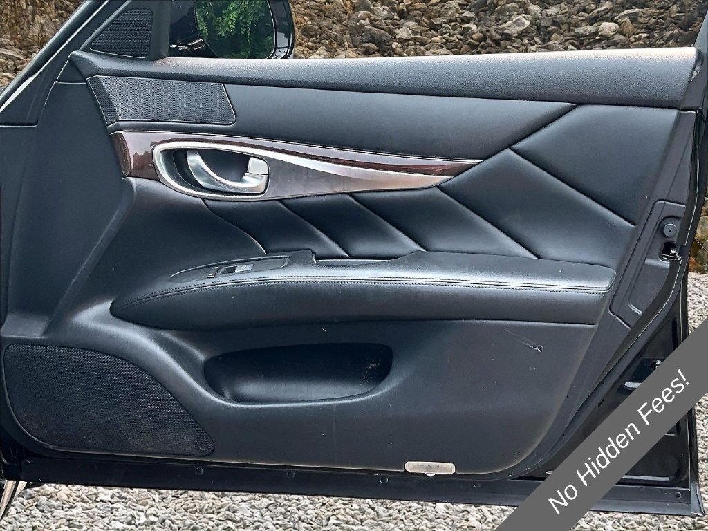 Used 2019 INFINITI Q70 Luxe AWD/4WD image 20