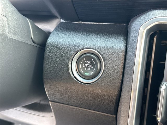 Used 2025 GMC Acadia Elevation image 21