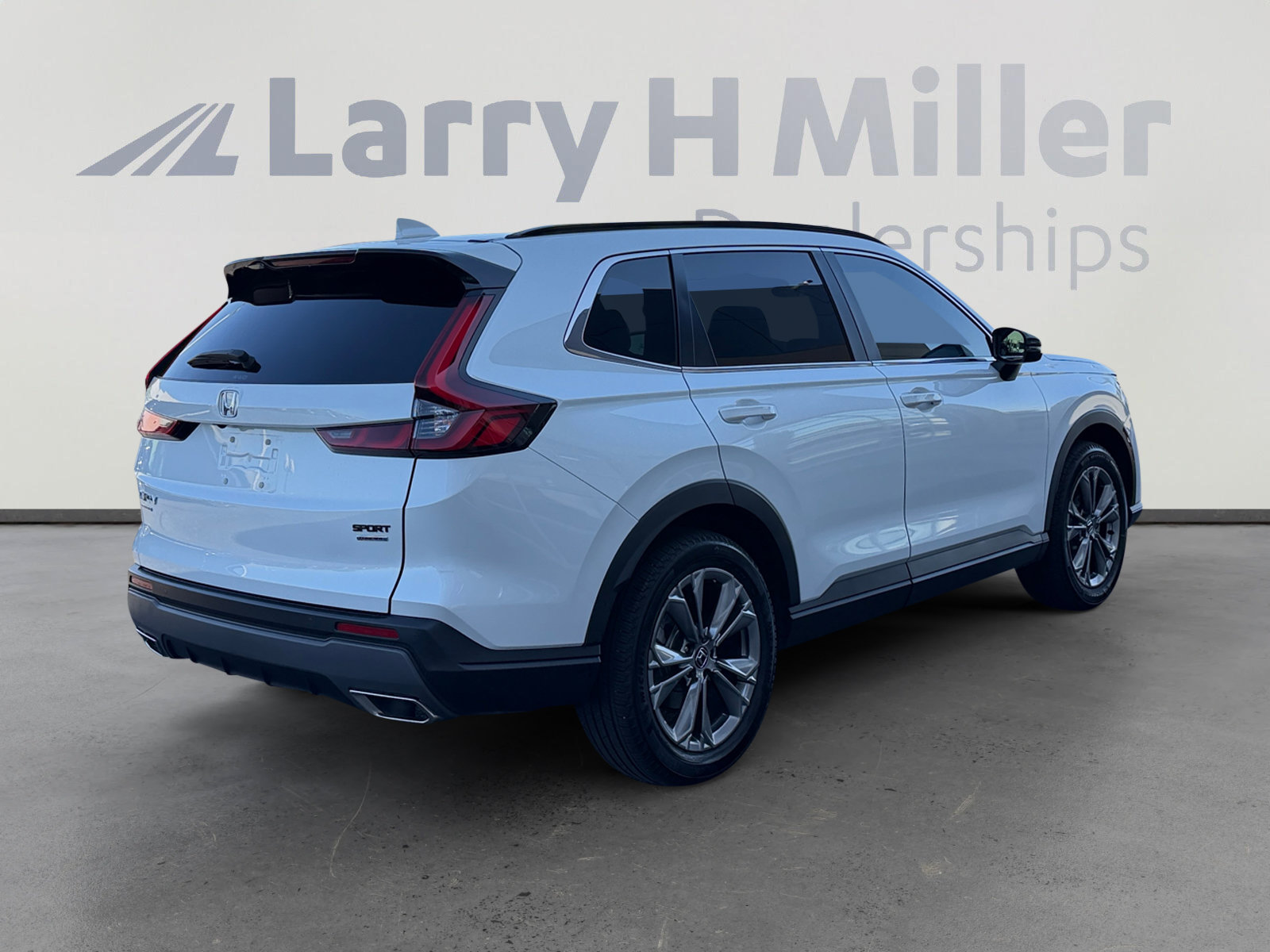 Used 2024 Honda CR-V Sport Touring image 5