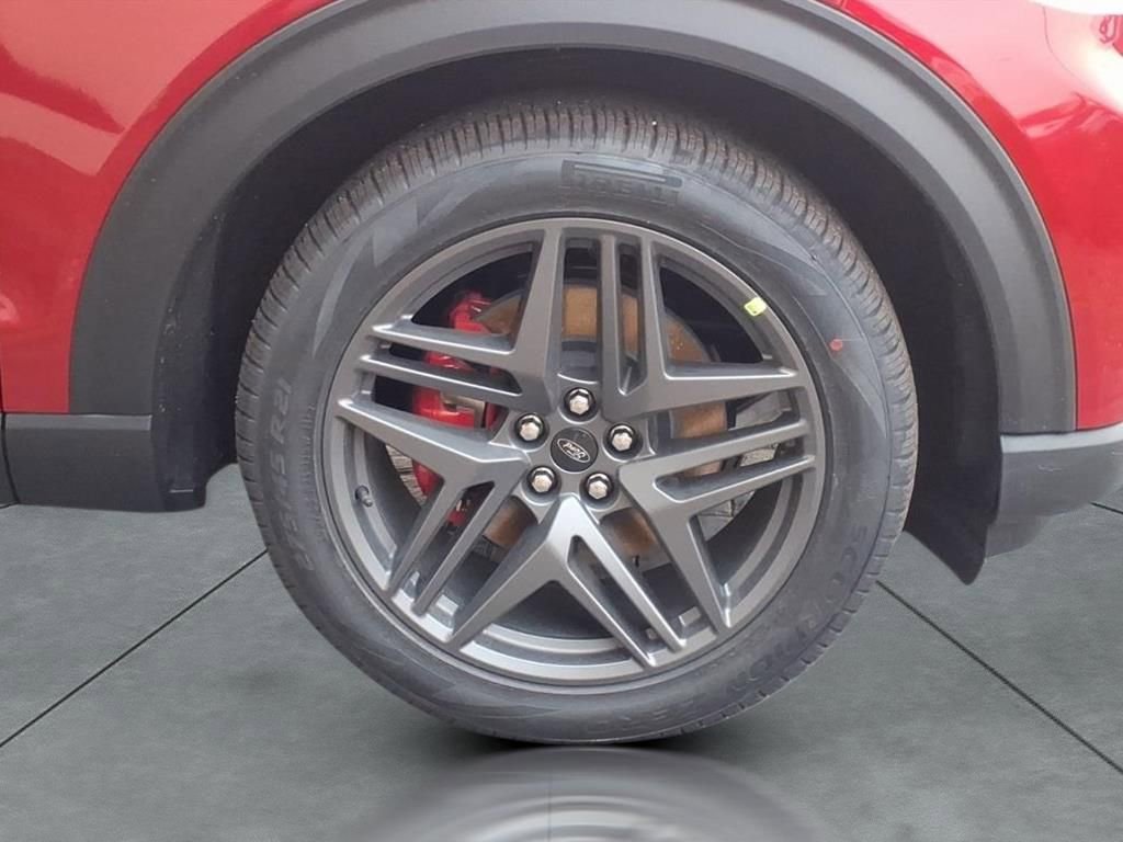 New 2026 Ford Explorer ST w/ Sun And Sound Package image 4