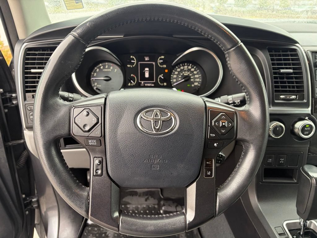 Used 2019 Toyota Sequoia Limited w/ Safety & Convenience Package AWD/4WD image 26