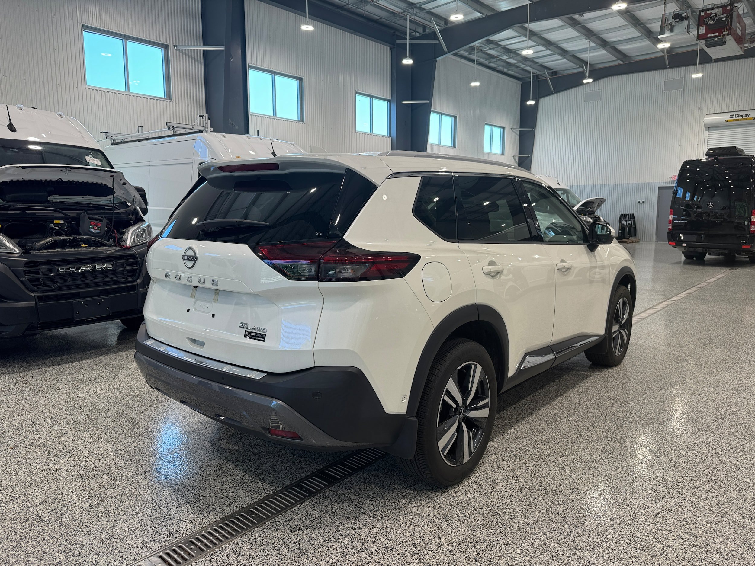 Used 2023 Nissan Rogue SL w/ SL Premium Package AWD/4WD image 6