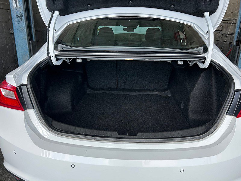 Used 2024 Chevrolet Malibu LT FWD image 28