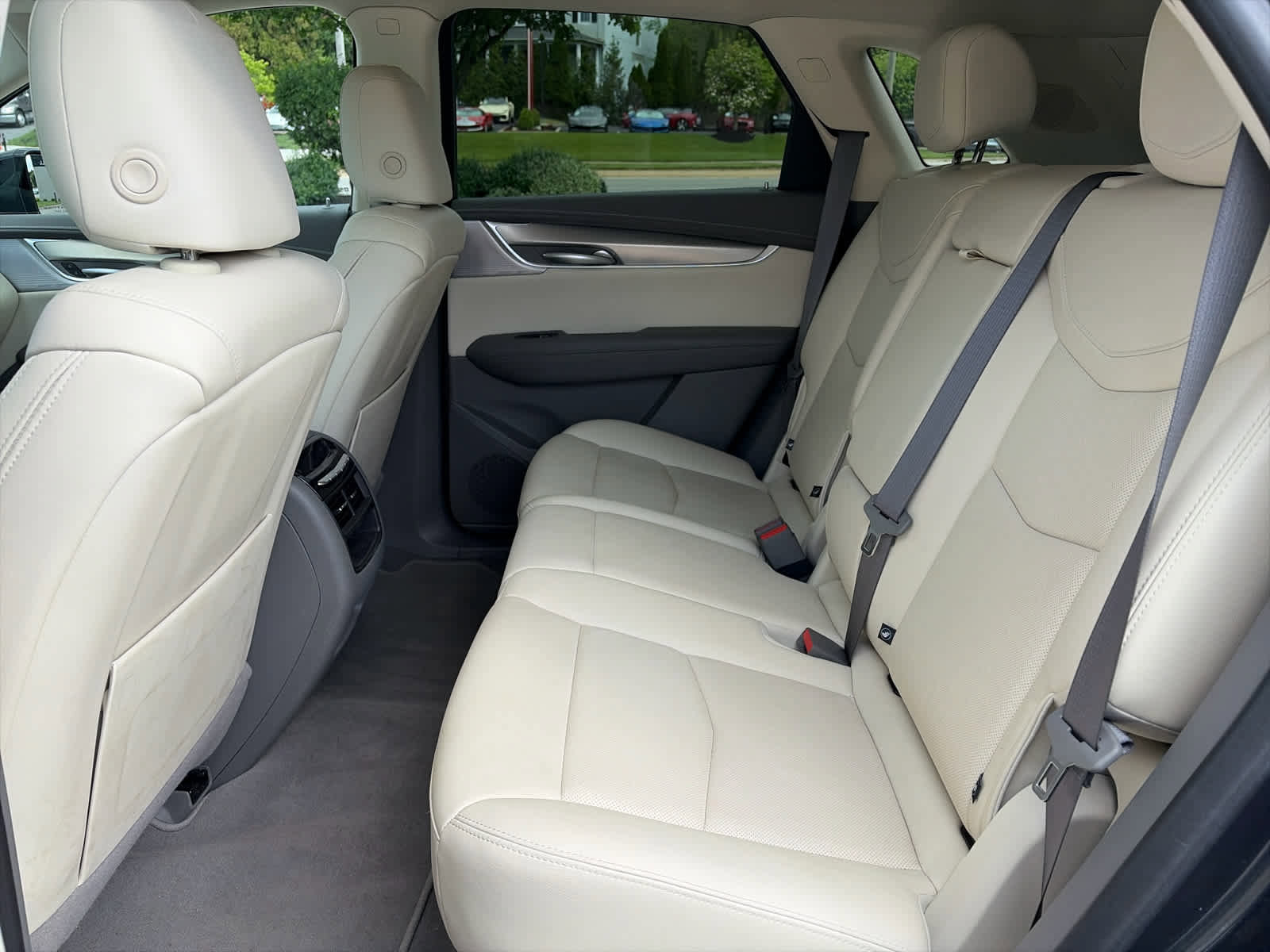 Certified 2023 Cadillac XT5 Premium Luxury AWD/4WD image 8
