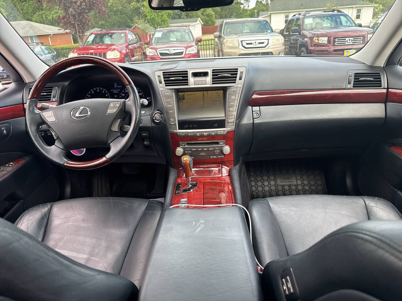 Used 2011 Lexus LS 460 w/ Luxury Value Edition RWD image 8