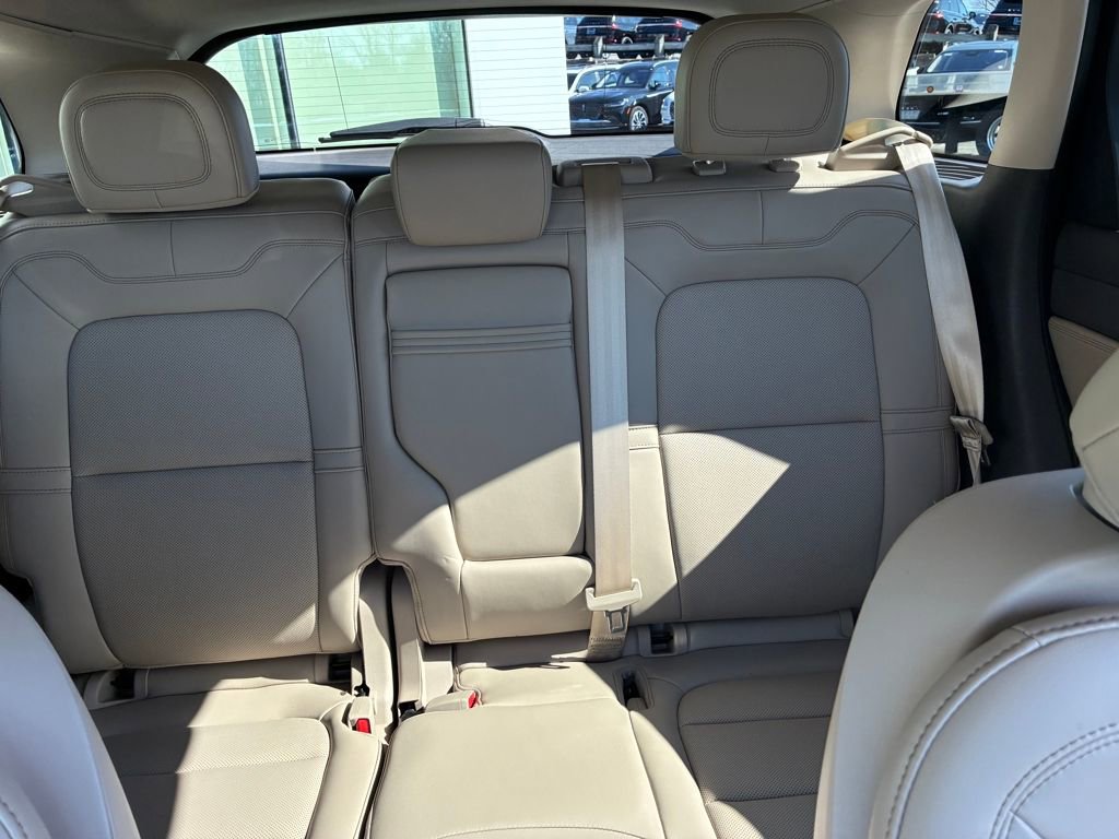 Certified 2021 Lincoln Corsair AWD w/ Equipment Group 101A image 13