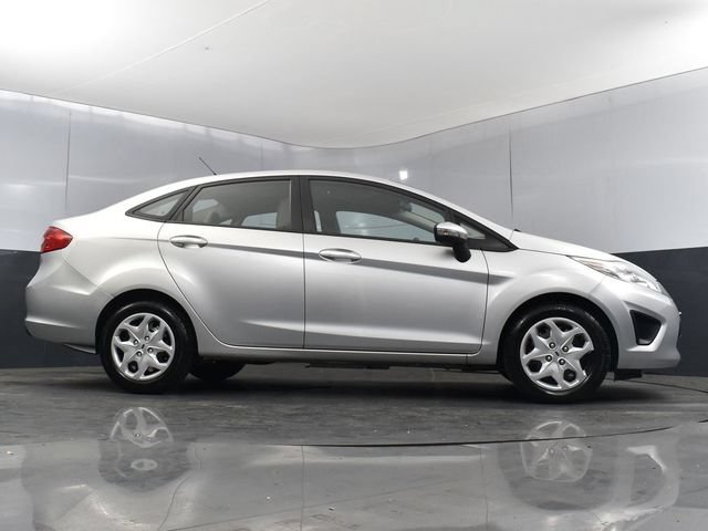 Used 2013 Ford Fiesta SE FWD image 18