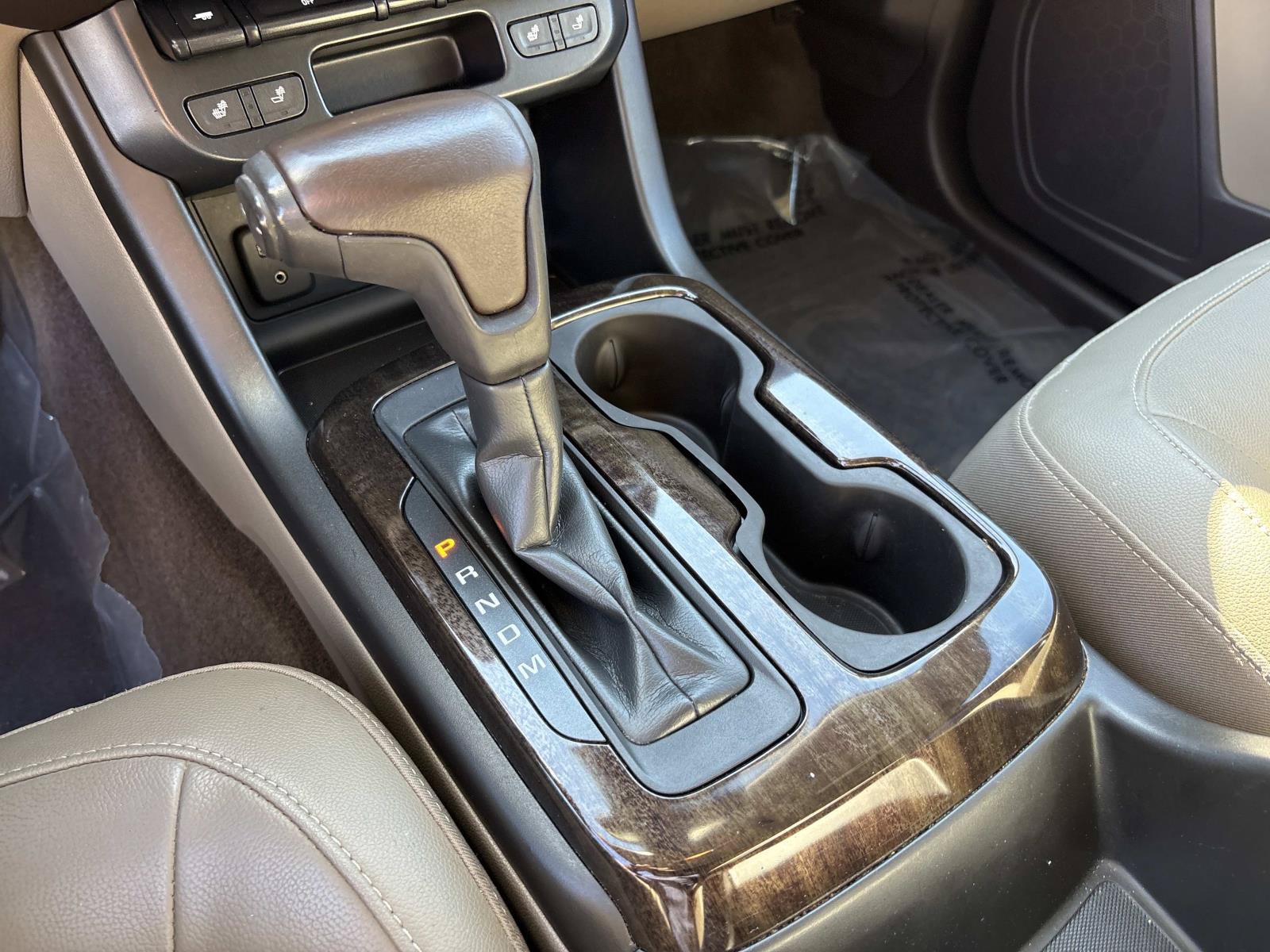 Used 2015 GMC Canyon SLT w/ Driver Alert Package AWD/4WD image 24