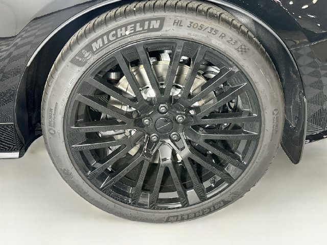 New 2027 Land Rover Range Rover Sport SV AWD/4WD image 27