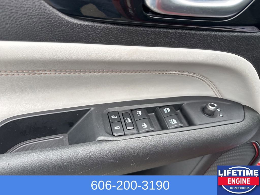 Used 2025 Jeep Compass Limited AWD/4WD image 26