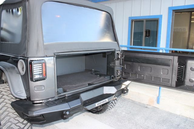 Used 2018 Jeep Wrangler Unlimited Sport w/ Connectivity Group image 21