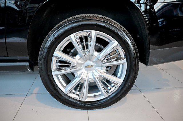 Used 2024 Chevrolet Suburban High Country AWD/4WD image 50