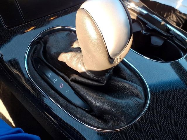 Used 2012 Chevrolet Corvette Convertible RWD image 19