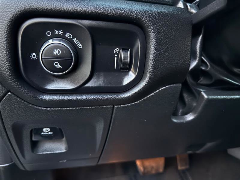 Used 2023 RAM 1500 Big Horn image 33