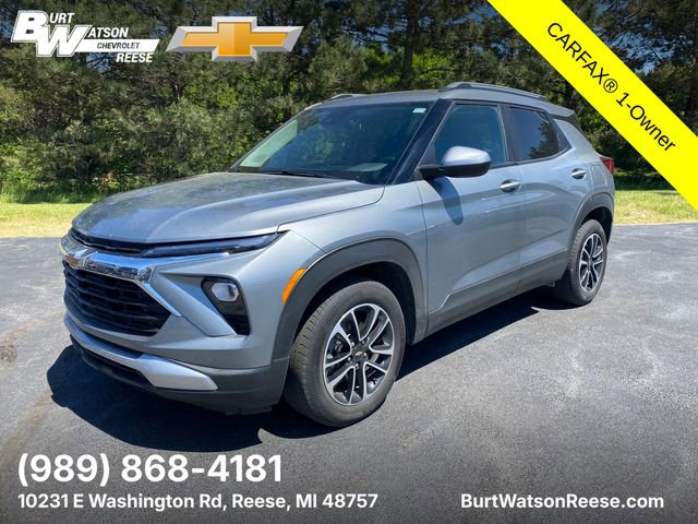 Used 2025 Chevrolet TrailBlazer LT w/ LT Cold Weather Package FWD image 1