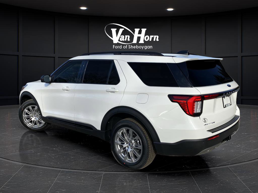 New 2026 Ford Explorer Active w/ Active Comfort Package image 3
