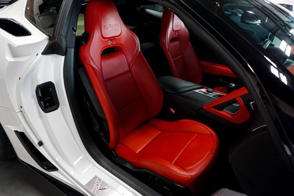 Used 2015 Chevrolet Corvette Z06 w/ Z07 Performance Package image 37