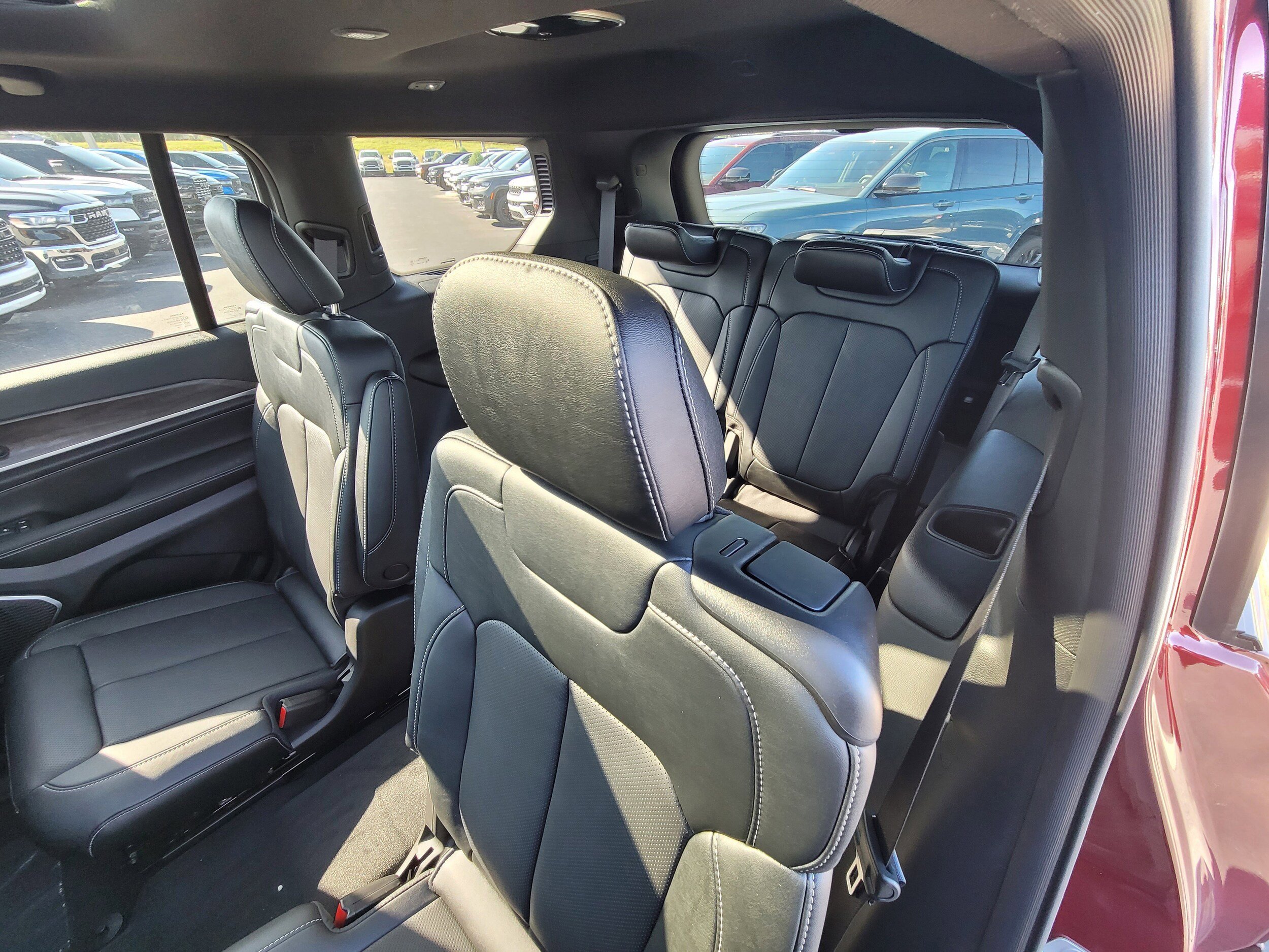 New 2026 Jeep Grand Cherokee L Limited AWD/4WD image 10