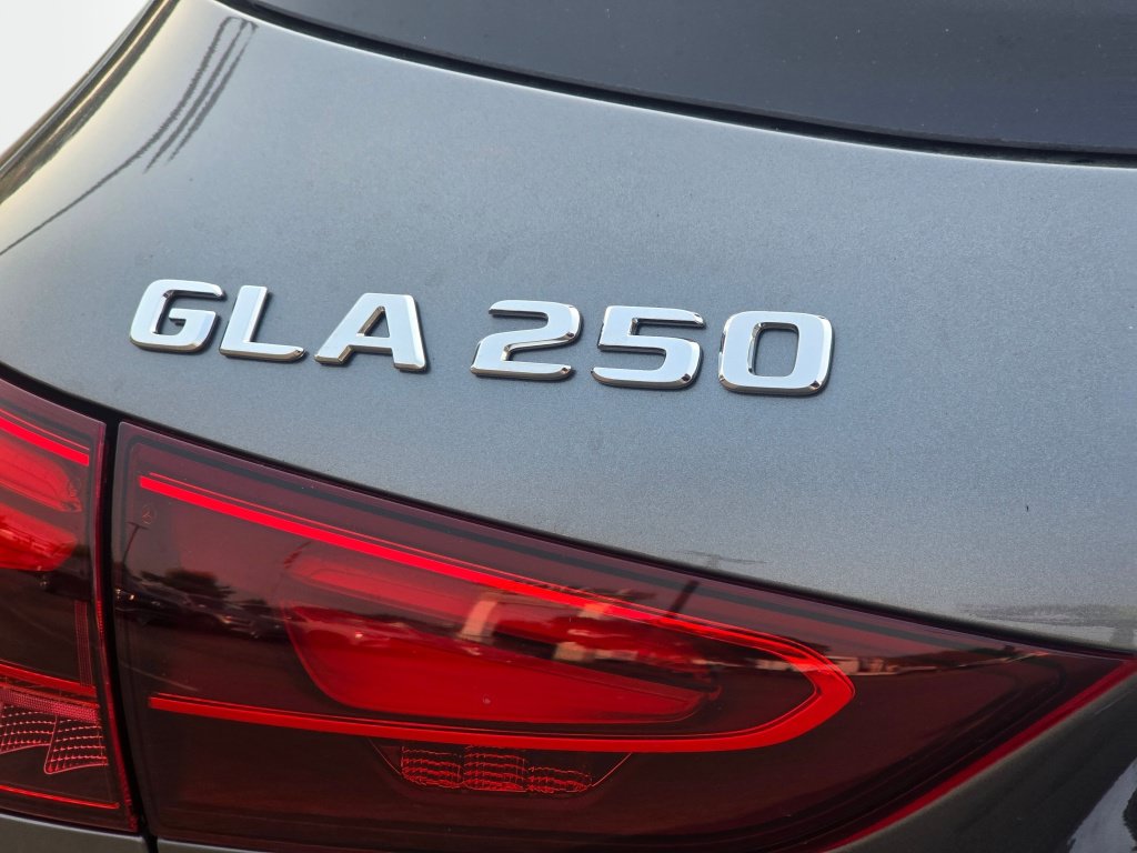 New 2026 Mercedes-Benz GLA 250 4MATIC image 31