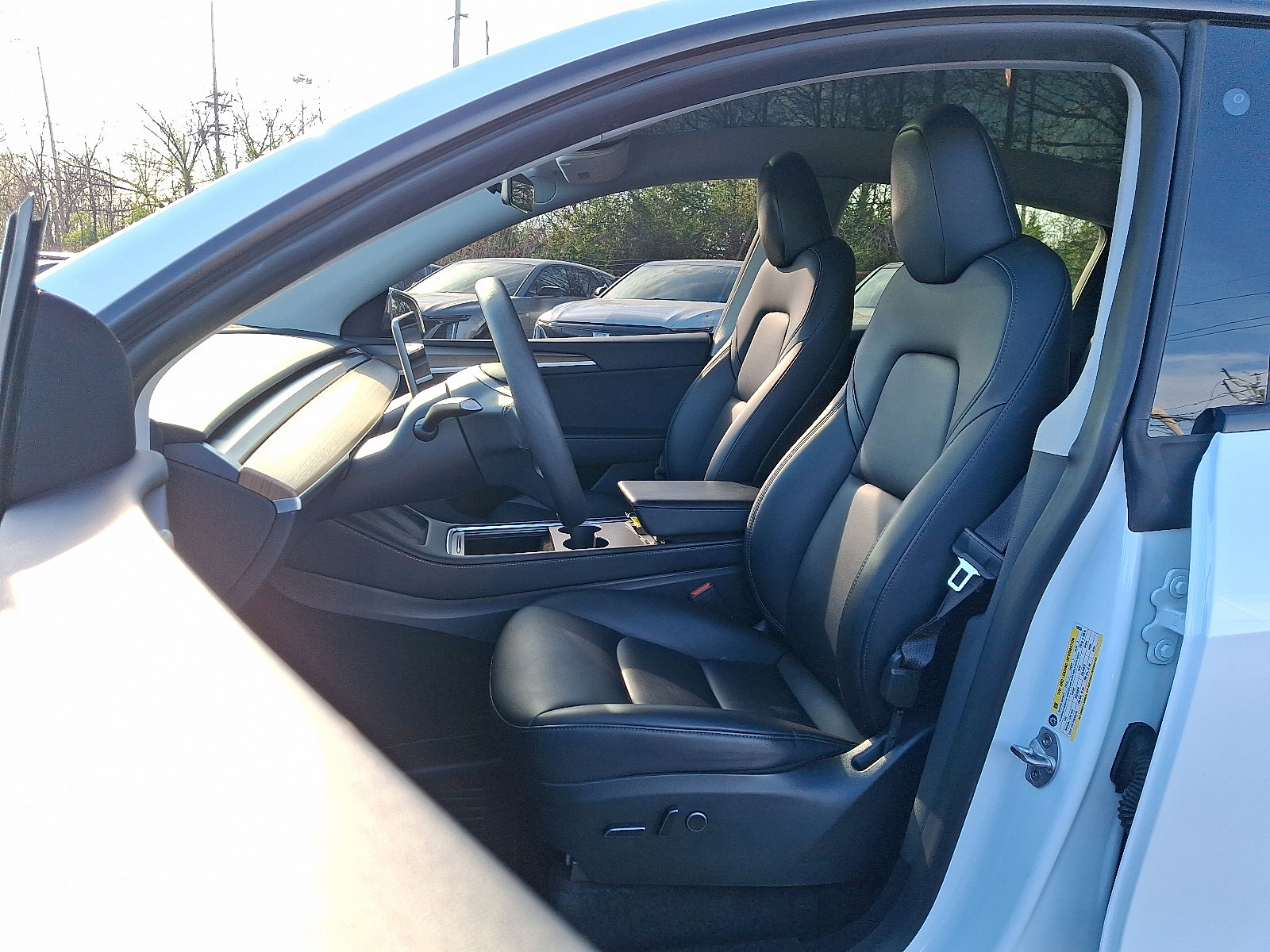 Used 2023 Tesla Model Y Long Range image 14