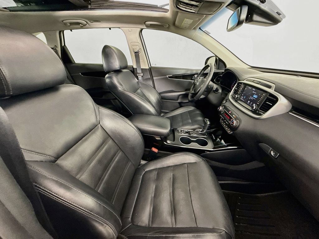 Used 2019 Kia Sorento SX w/ SX Touring Package AWD/4WD image 32