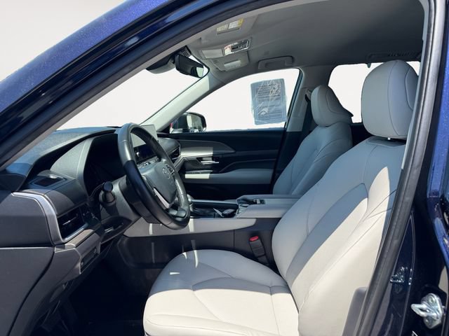 Certified 2024 Toyota Grand Highlander AWD Hybrid image 9