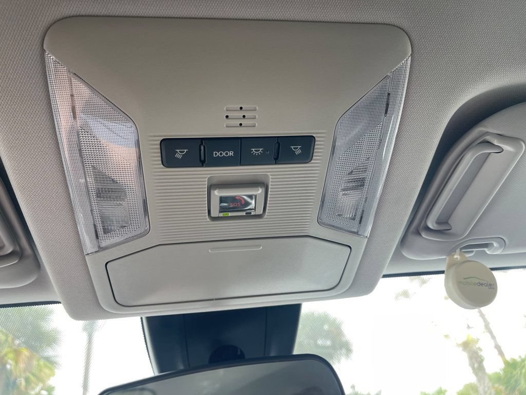 Used 2024 Toyota RAV4 Adventure AWD/4WD image 21