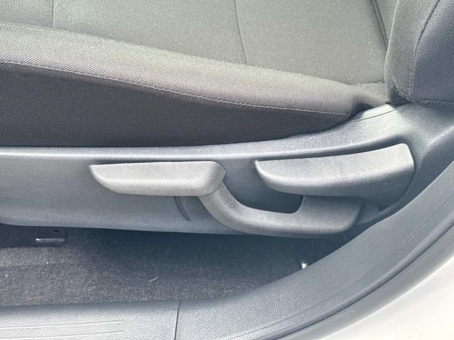 Certified 2025 Nissan Kicks Play S image 26