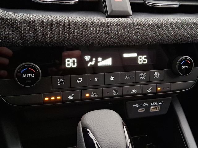 New 2026 Subaru Outback Premium image 17