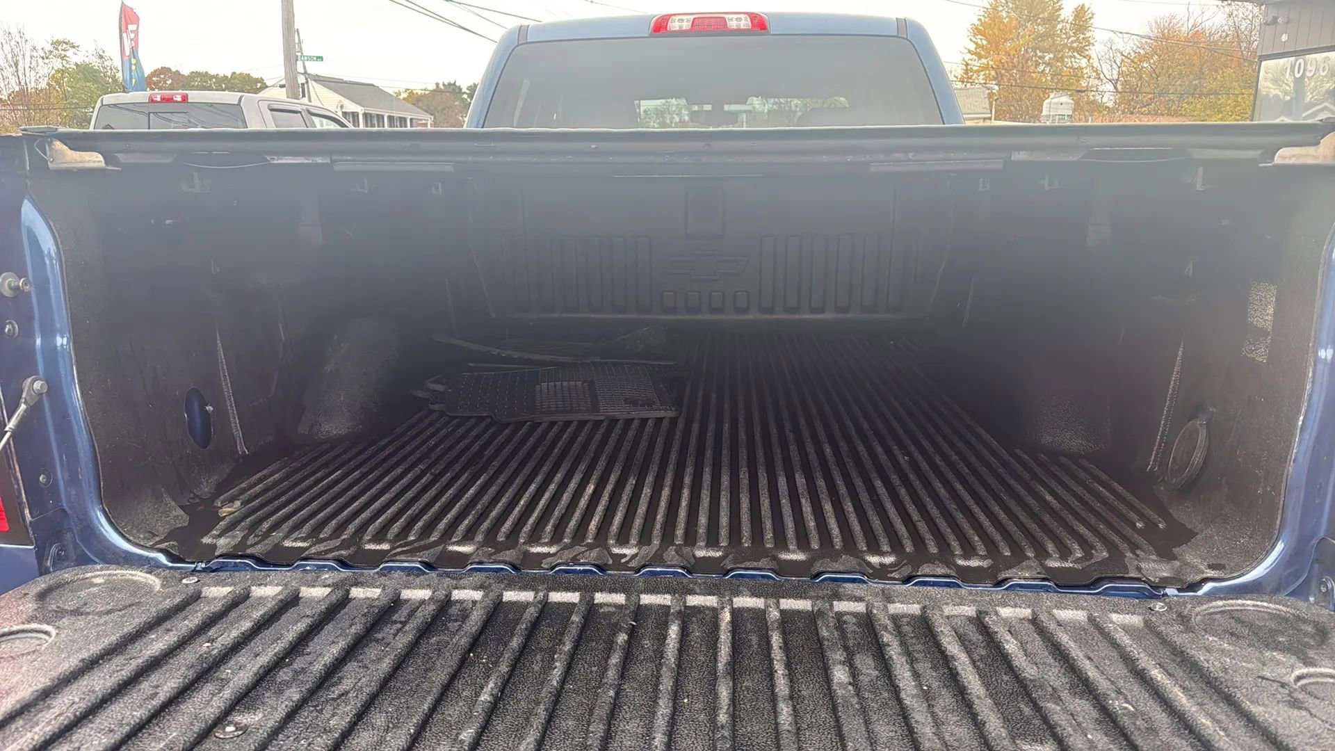 Used 2018 Chevrolet Silverado 1500 LT w/ All Star Edition AWD/4WD image 8