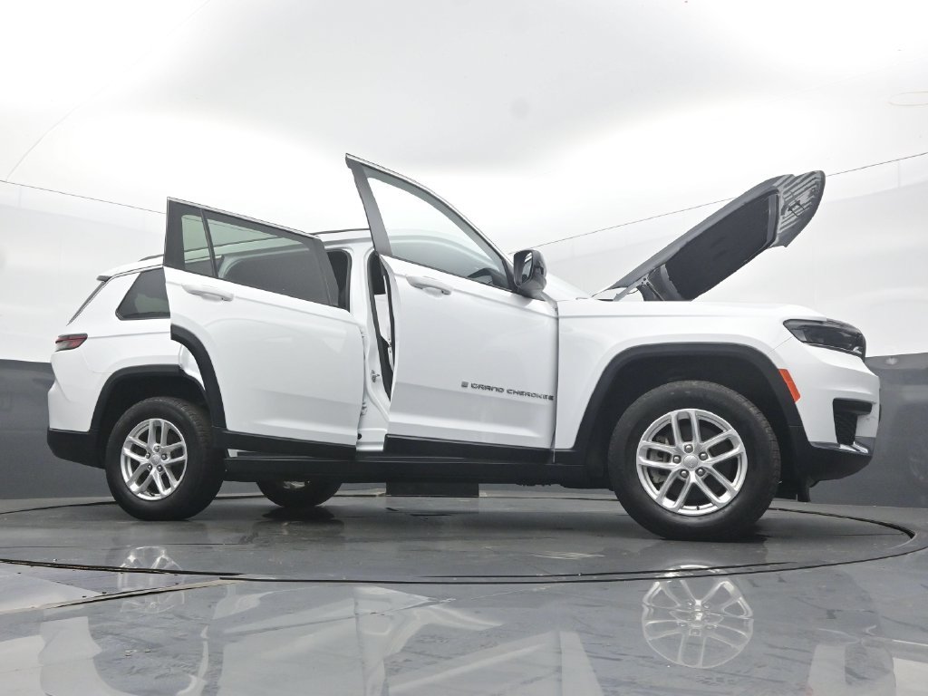 Used 2025 Jeep Grand Cherokee L Laredo w/ Luxury Tech Group I AWD/4WD image 62
