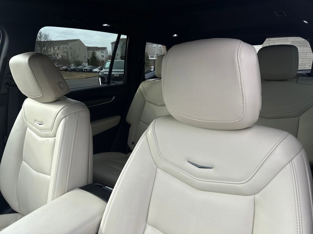 Certified 2023 Cadillac XT6 Sport image 11