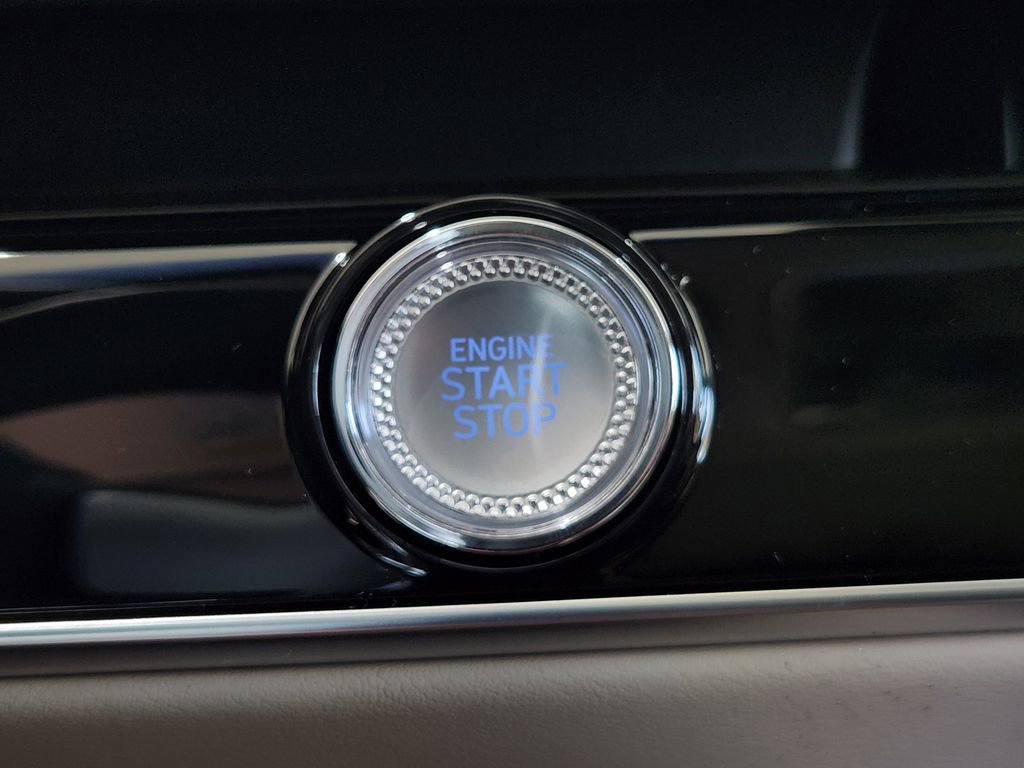 New 2026 Genesis GV70 2.5T Advanced AWD/4WD image 16