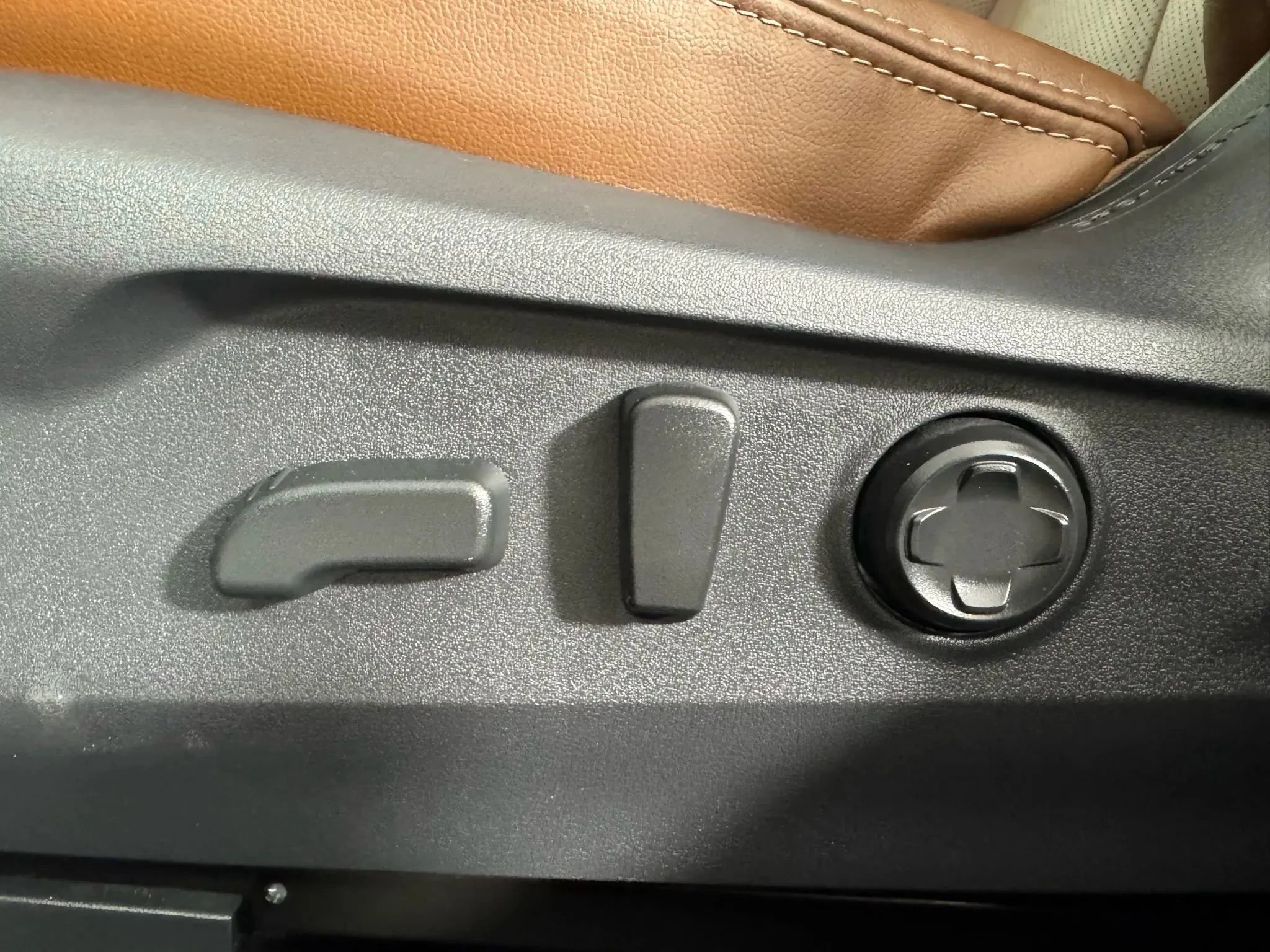 Used 2024 Subaru Outback Touring image 36